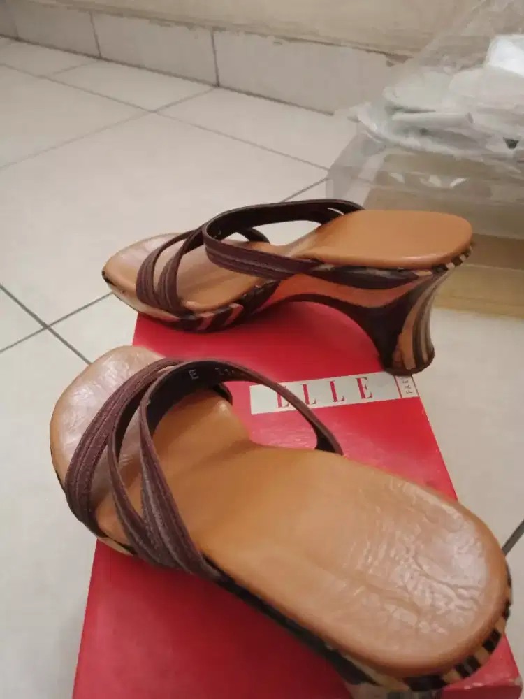 Sandal Second Original Elle