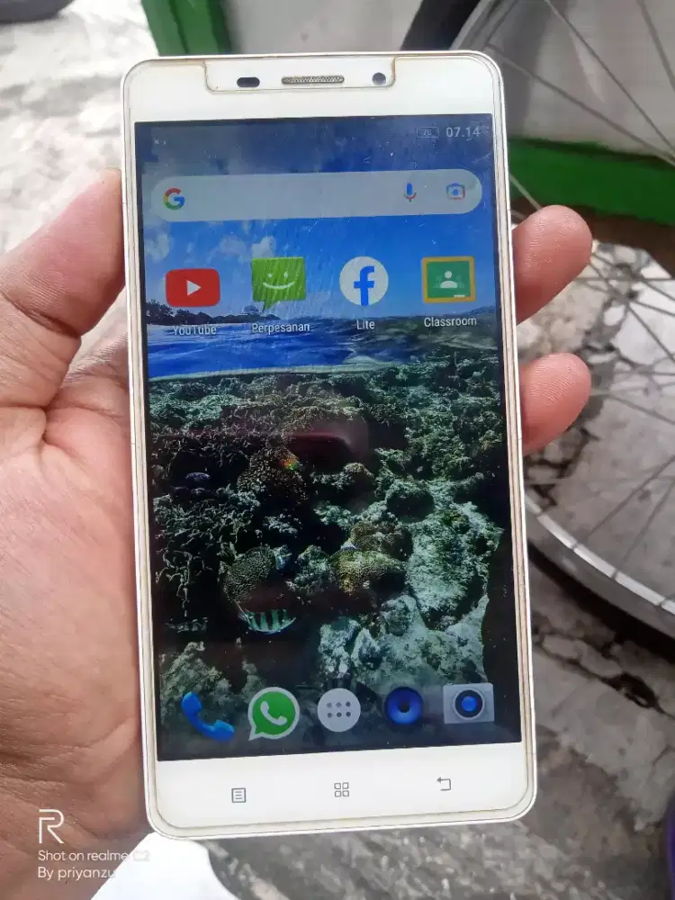 Lenovo A7700 minus tidak ada jaringan