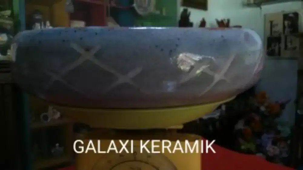 Galaxy keramik antik