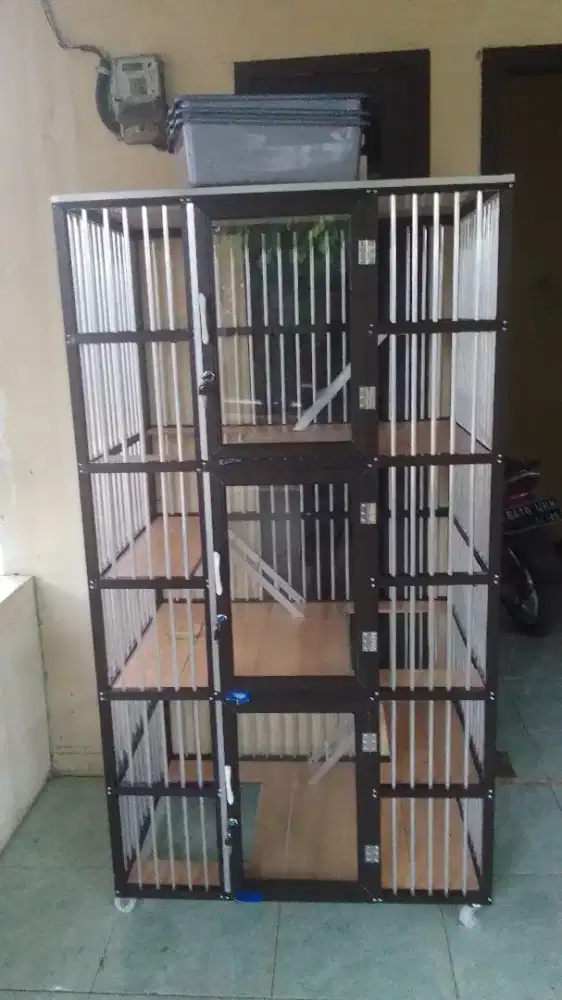 Kandang kucing aluminium 3