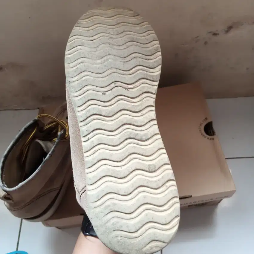 Boot sepatu gunung