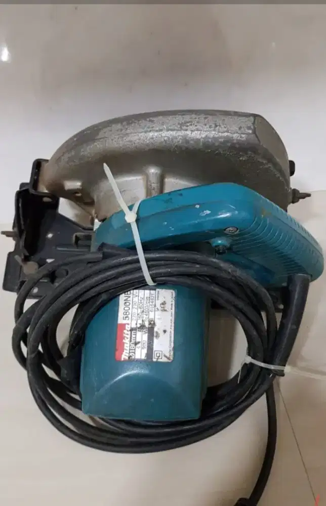 Circular saw makita deals 5800nb