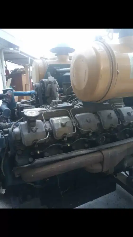Genset Nissan turbo 300KVA gen.AVK ori