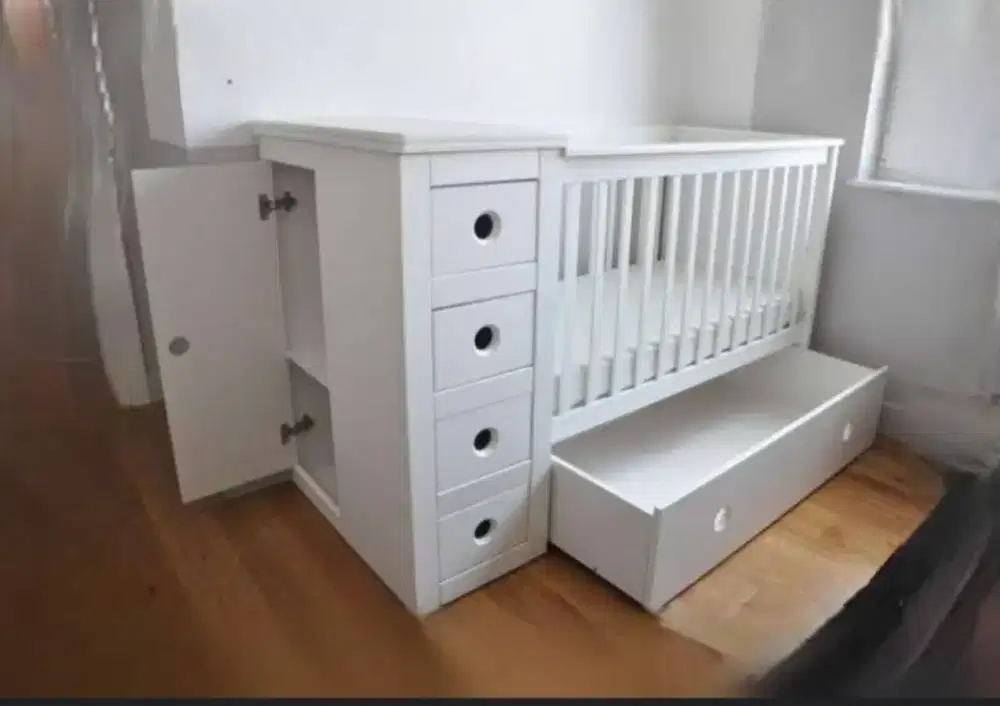 Bok tempat Bayi bahan kayu