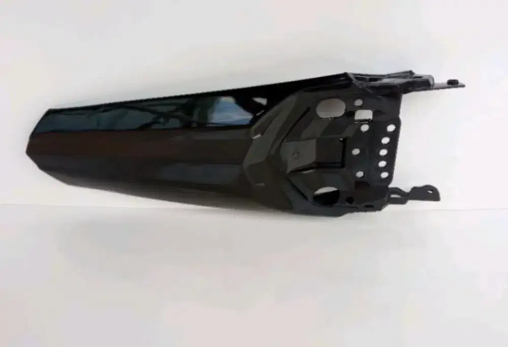 Sepakbor Belakang CRF Modifikasi