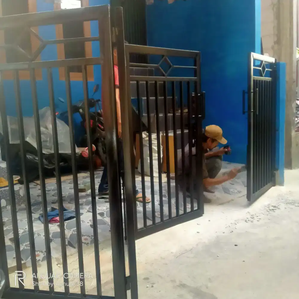 Pagar motif minimalis