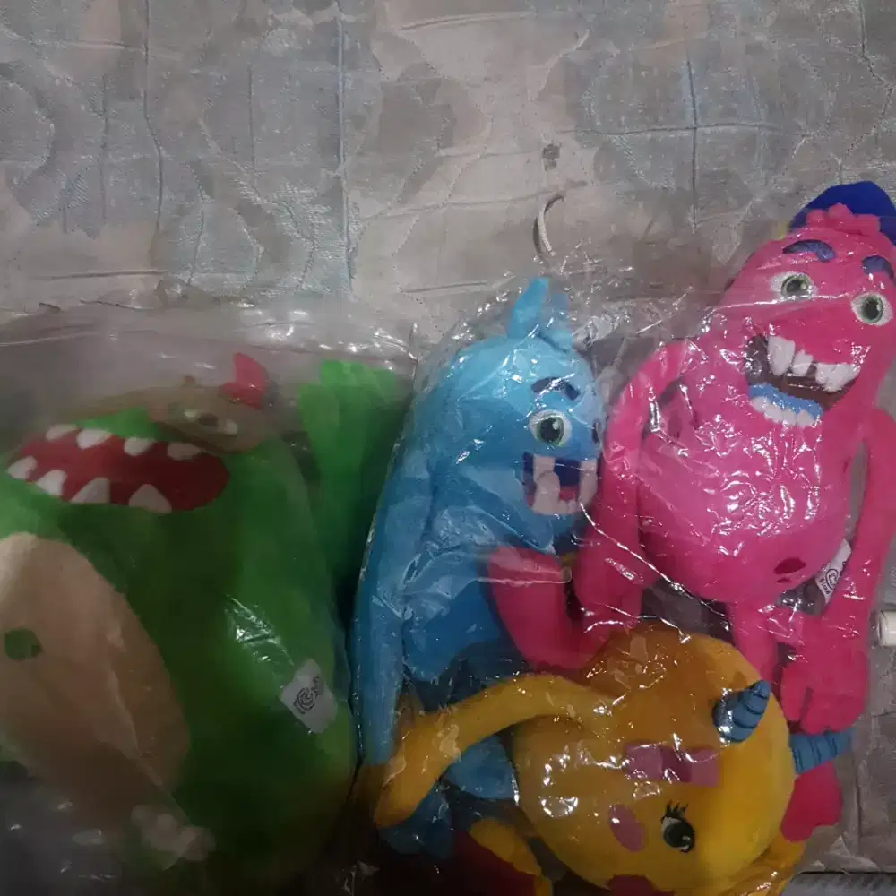 Boneka pokemon souvenir mainan bons tri