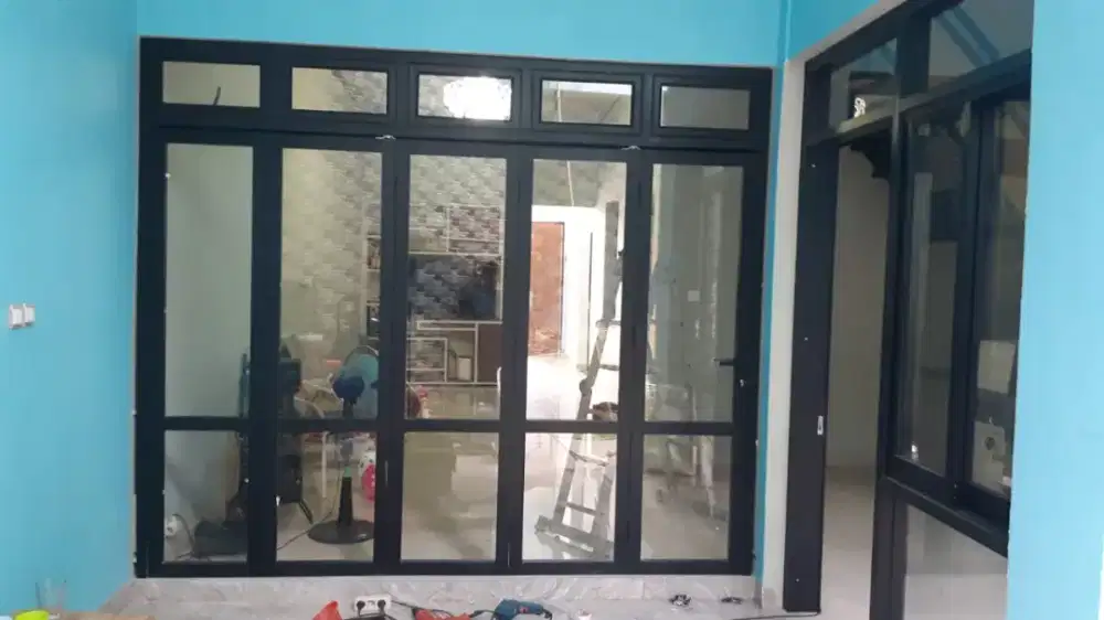 Pintu lipat &jendela aluminium