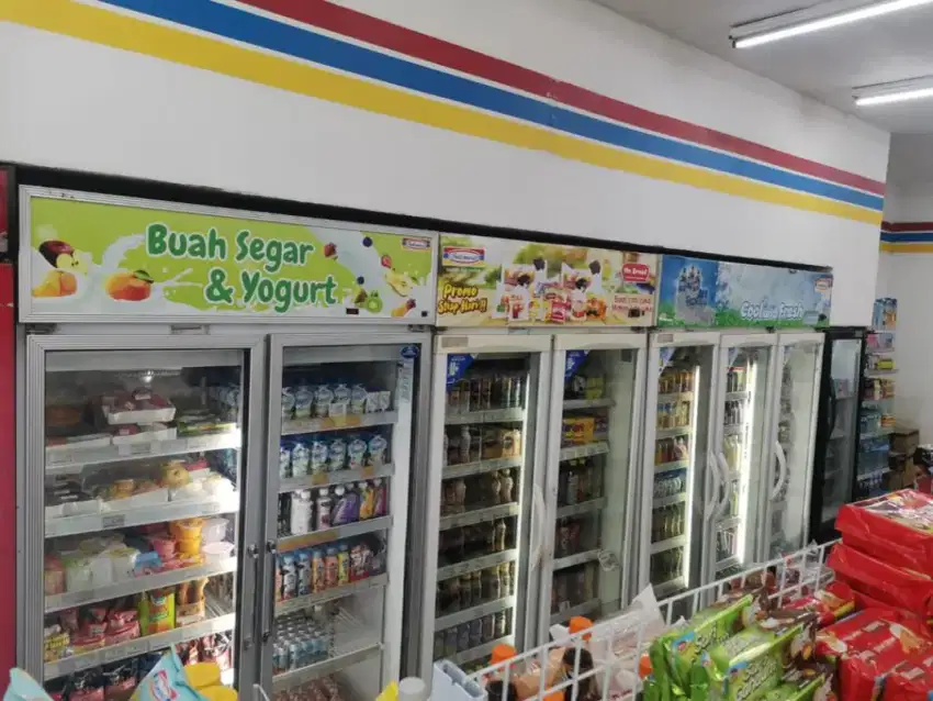 Borongan rak minimarket bekas indomart