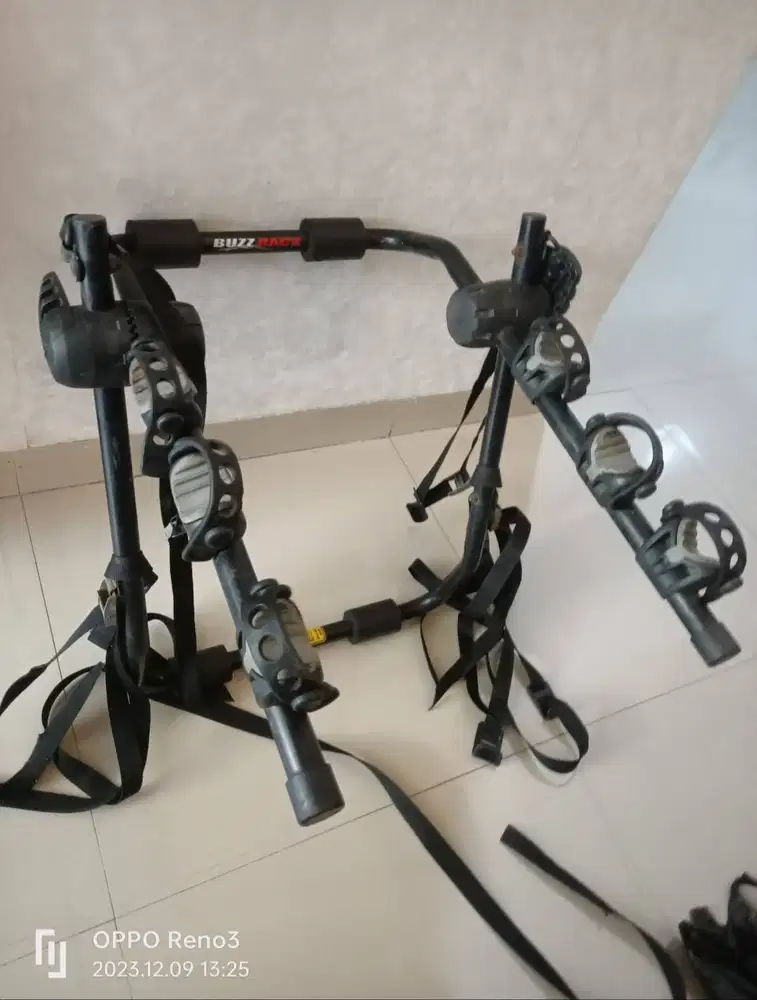 Buzzrack Bracket Gantungan Sepeda