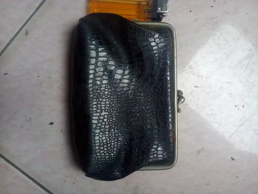 Dompet kulit asli kuno