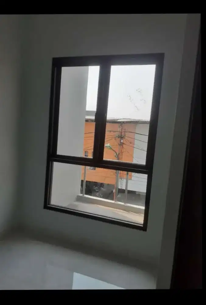 Kusen aluminium jendela & kaca mati