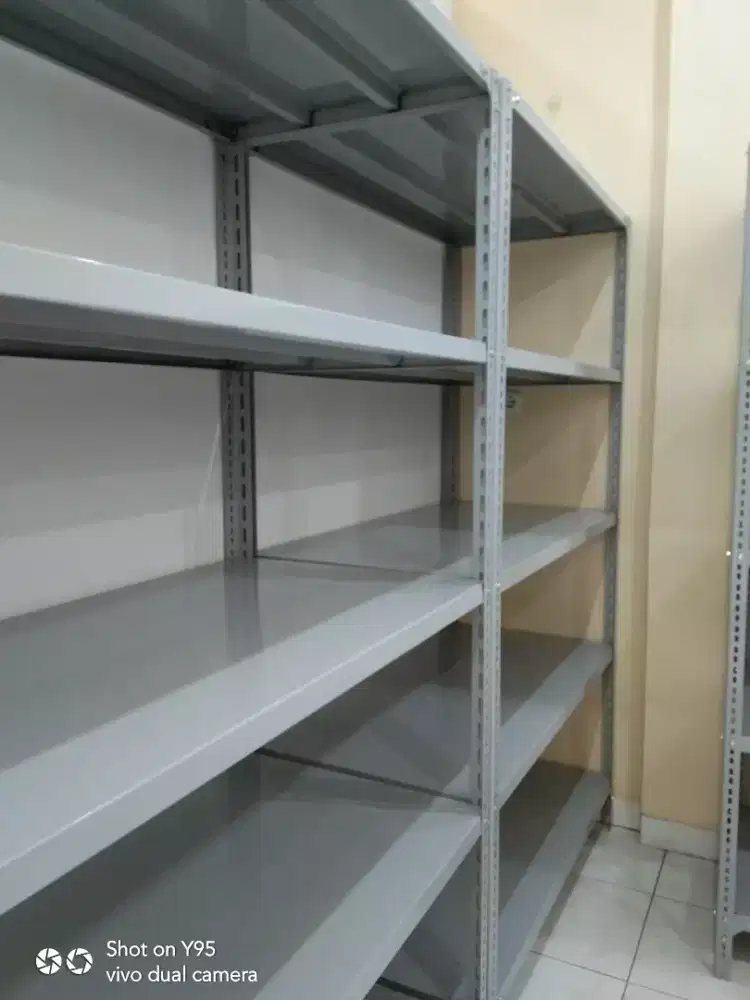 Rak besi multi fungsi