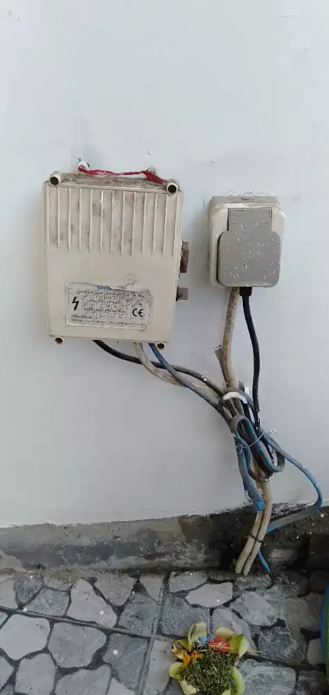 Tukang panggilan pompa air, listrik, kloset duduk, water heater,dll
