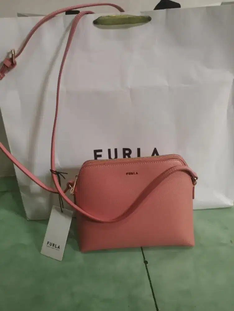 Harga tas furla sling bag hot sale