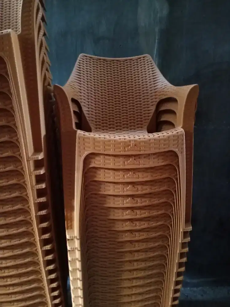 Kursi plastik sandaran, produk Olymplast