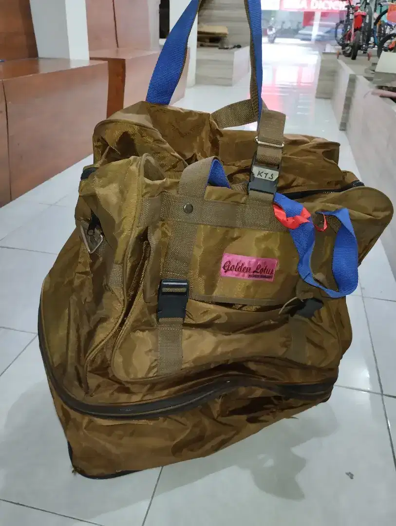 Dijual Travel Bag Merk Golden Lotus