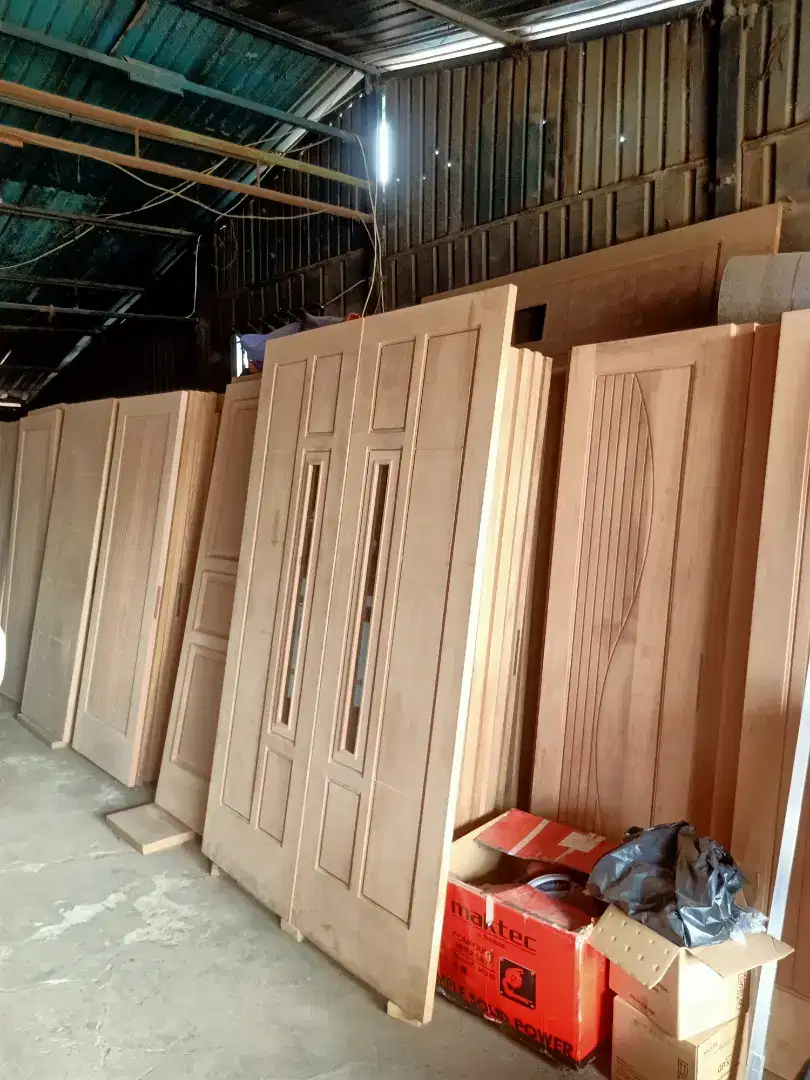 Pintu kusen jendela kayu oven dan almunium