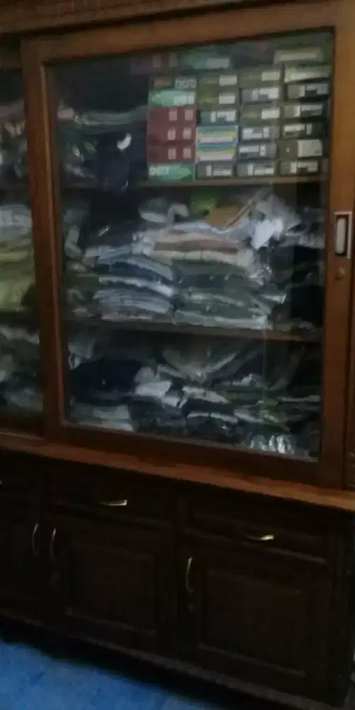 Almari kayu jati dijual cepat