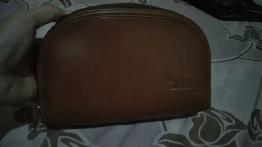 Tas dompet zara kulit muatan besar