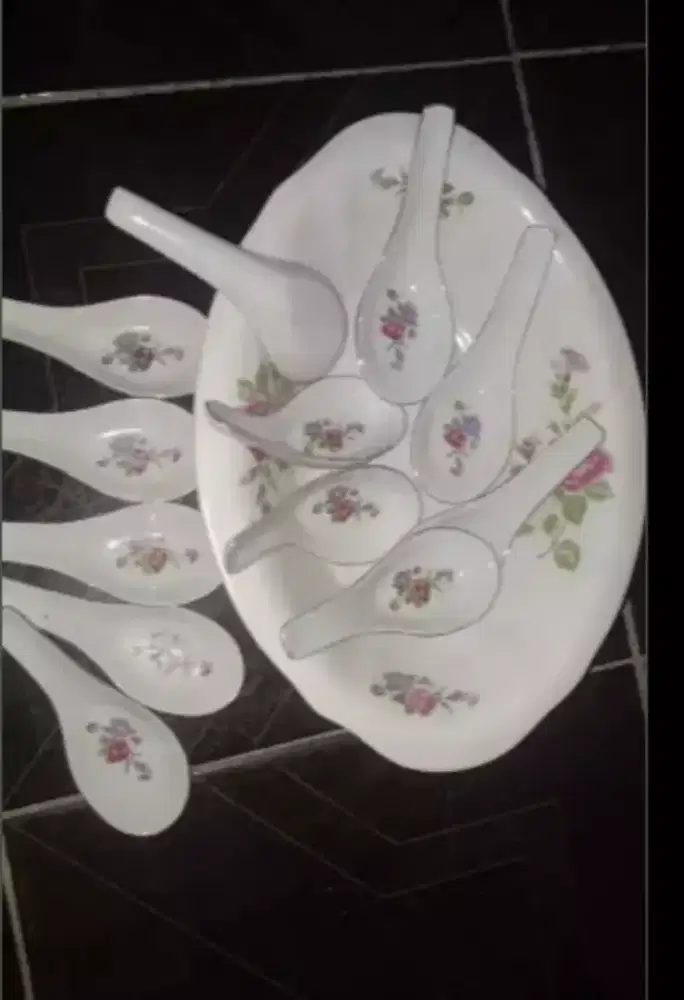 Sendok mangkok lawas