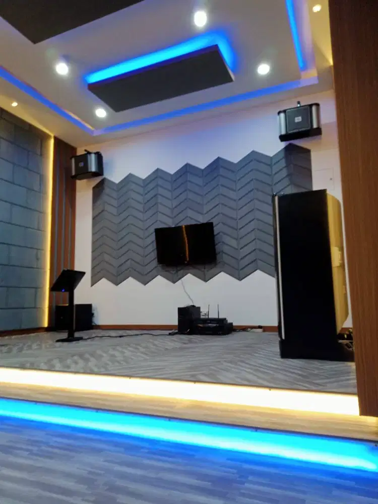 Peredam Suara ruang entertainment hiburan keluarga