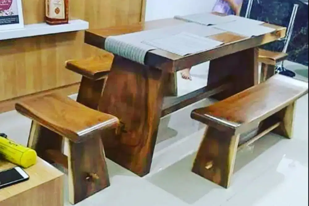 Meja Sate Kayu Trembesi Solid