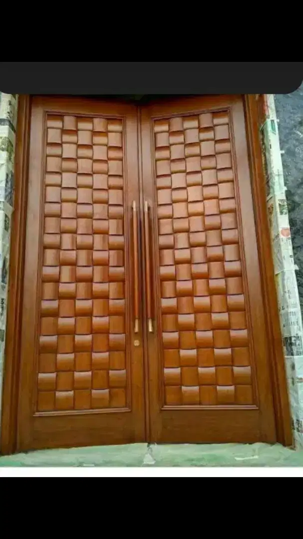 Kusen dan pintu kayu