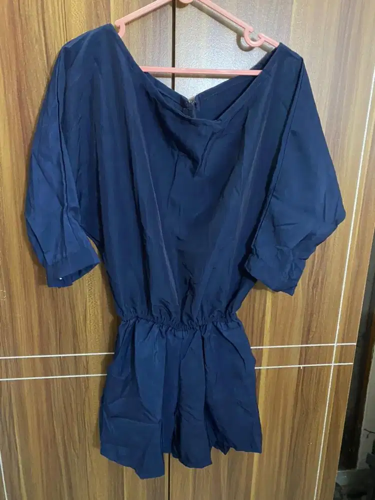Navy Jumpsuit preloved