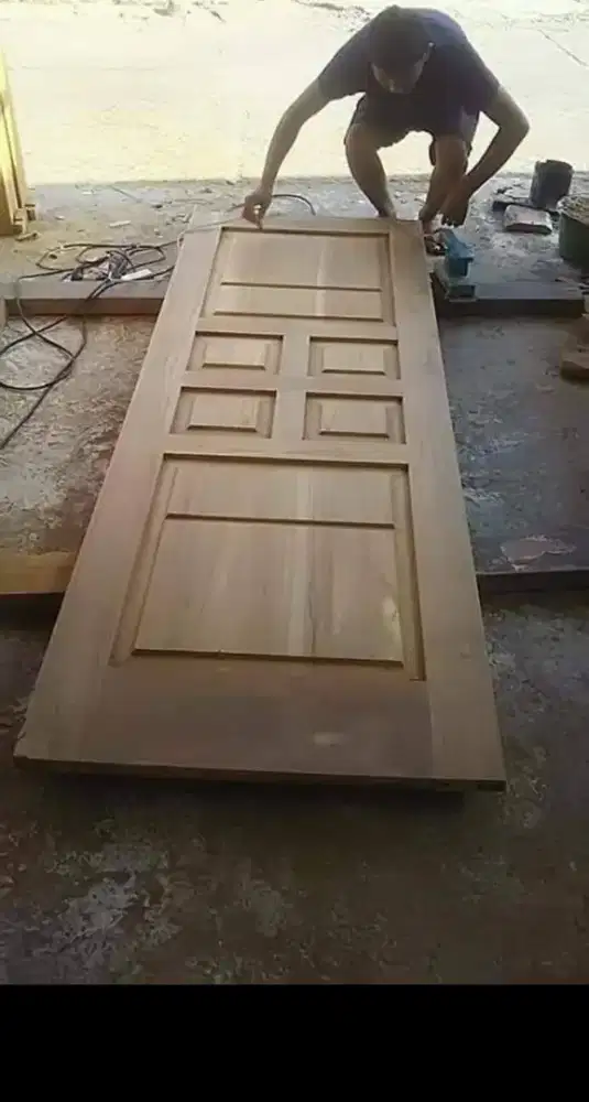 Pintu,kusen,jendela di jamin berkualitas.