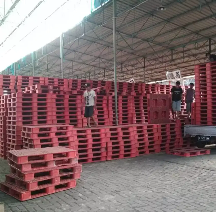 pallet plastik abu palet plastik