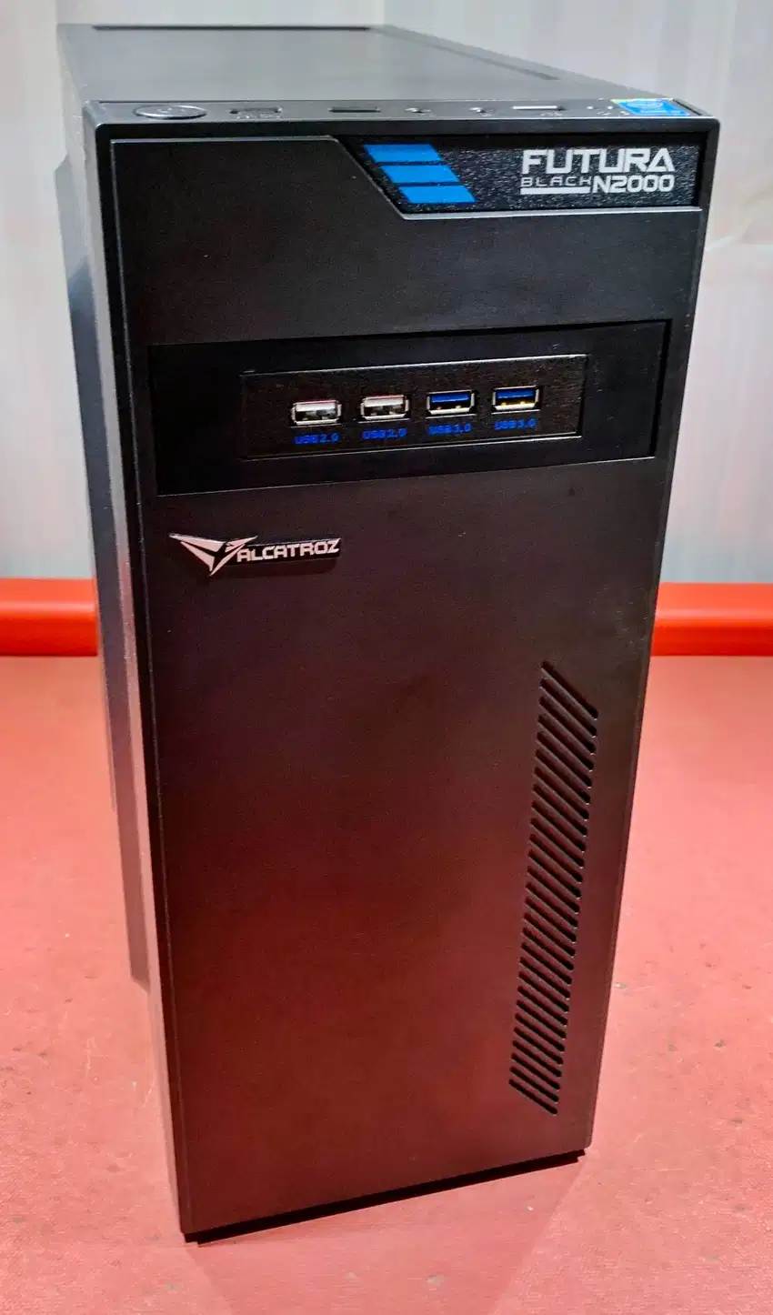 PC - Lenovo ThinkCentre M71e ,4 Core i5-2400 3.10 GHz up to 3.40 GHz