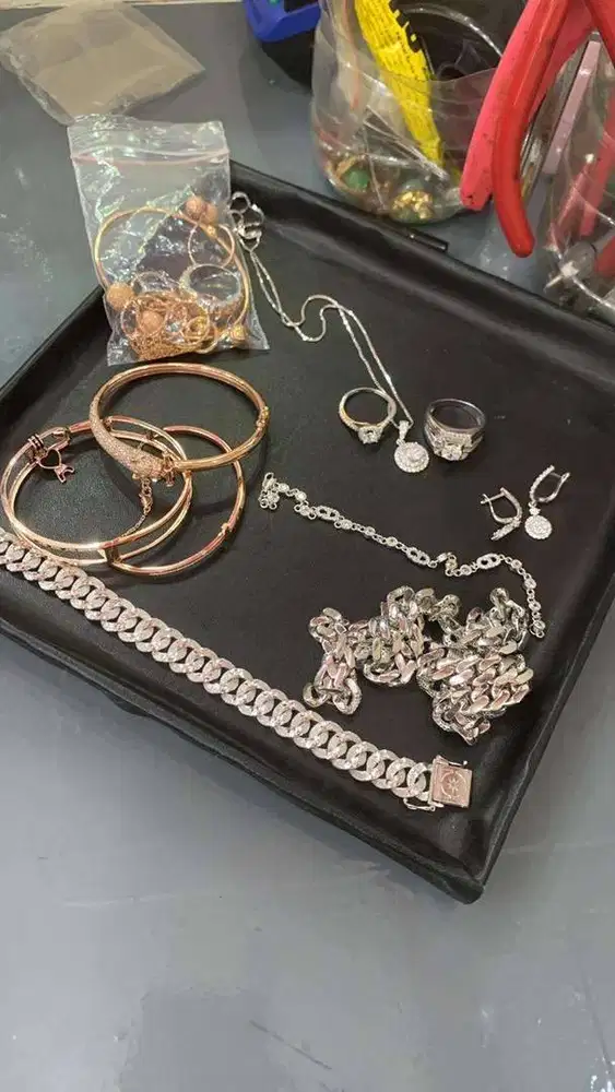 tempat jual beli emas perak tanpa surat