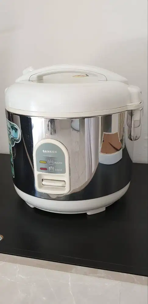 Sanken Pemasak Nasi / Rice Cooker