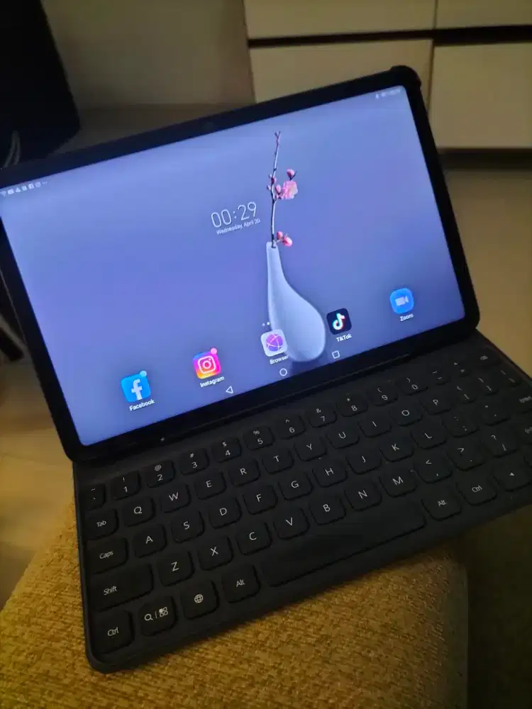 Huawei MatePad 10 RAM 4GB / MEMORY 128GB