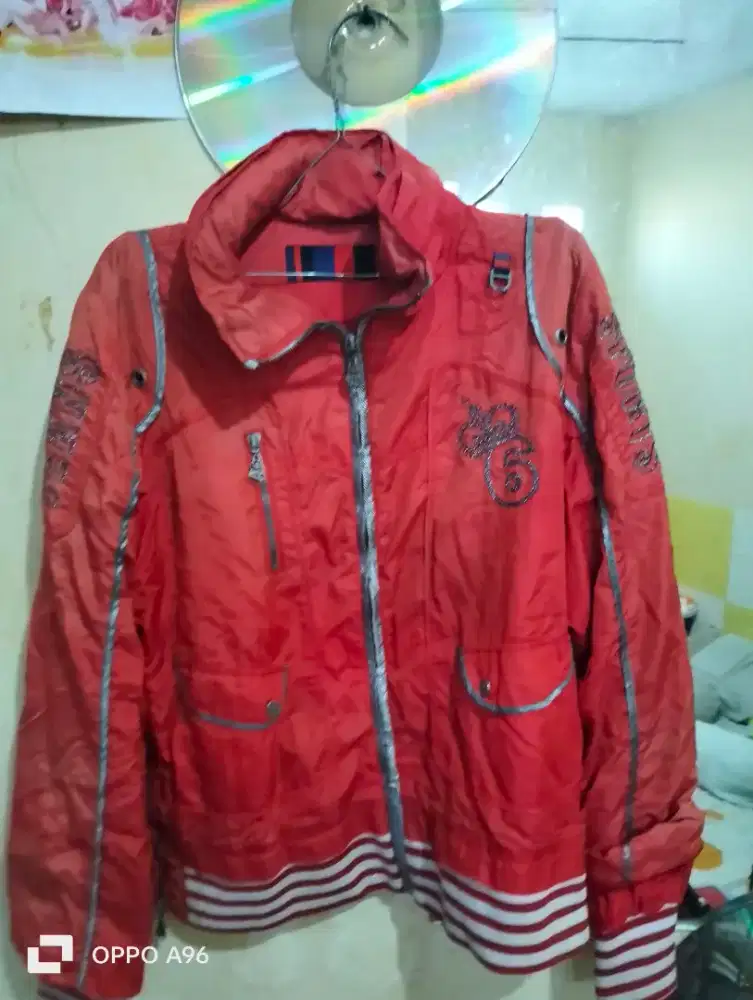 Jaket import ukuran M luar negri