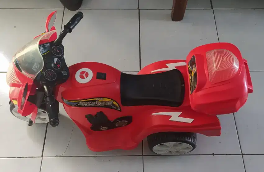 Motor aki mainan anak