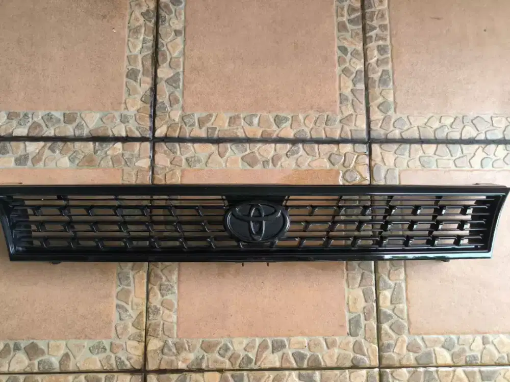 Grill Great Corolla Original&Karet Lumpur Belakang Ori Great Corolla