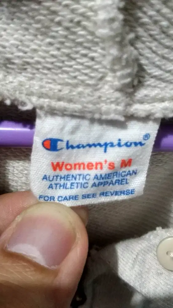 Hoodie zipper champion perempuan size M