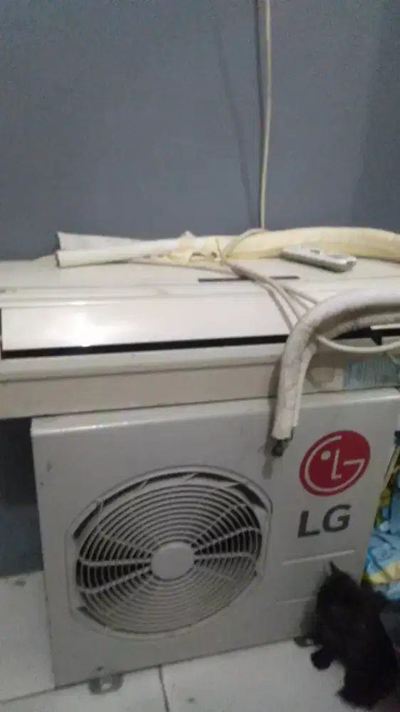 Beli AC bekas, harga sesuai di ukuran PK