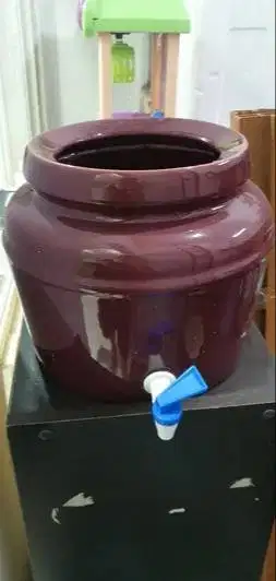 Guci Keramik Air Minum