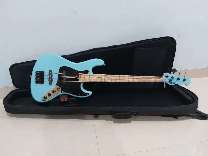 Nats Bass Gitar