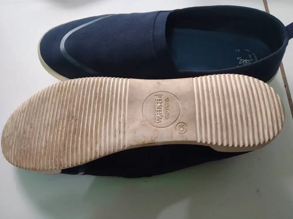 Sepatu Wakai Navy