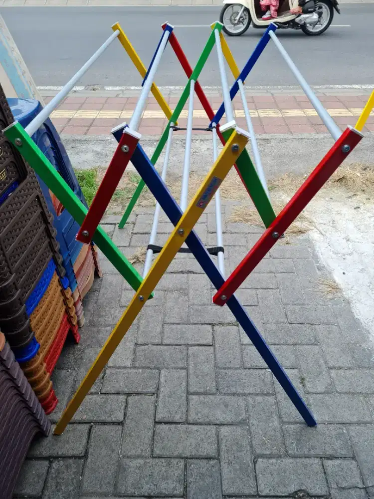 Jemuran almunium tanggung