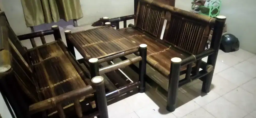 Kursi setelan bambu hitam