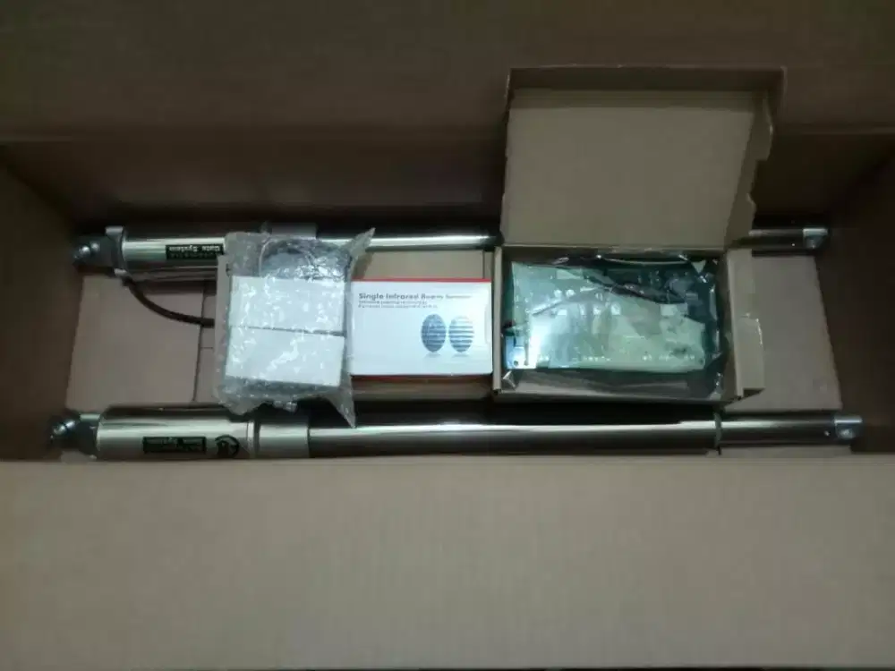 Mesin pintu pagar rumah pakai remote