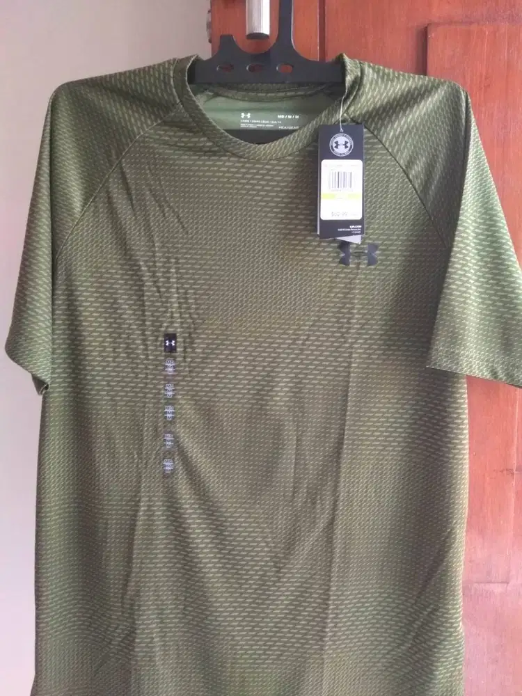 Kaos under hot sale armour