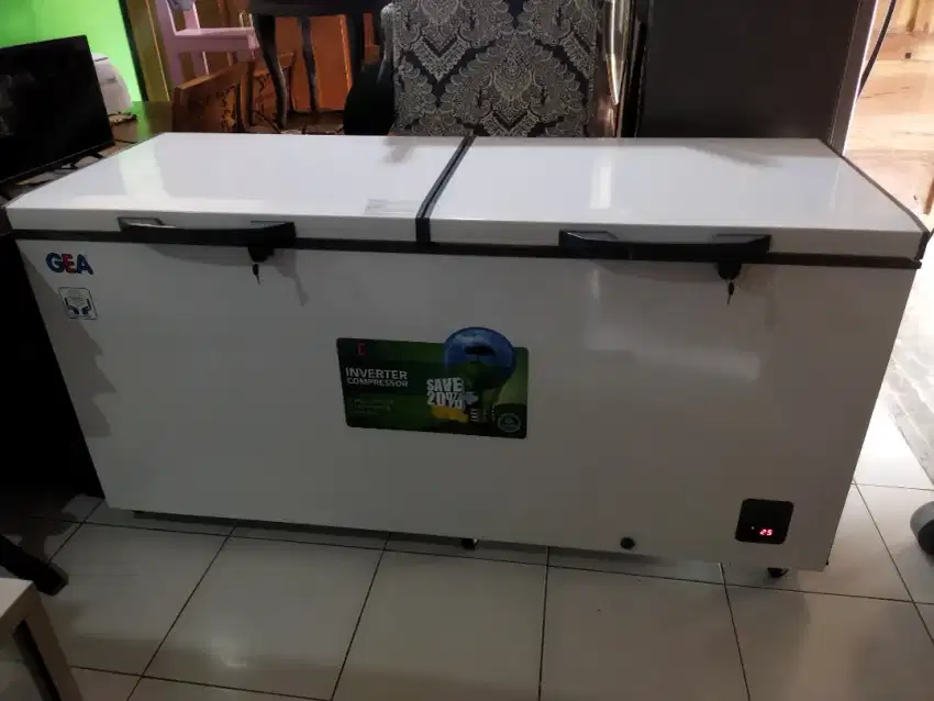 Dibeli terus Freezer Box