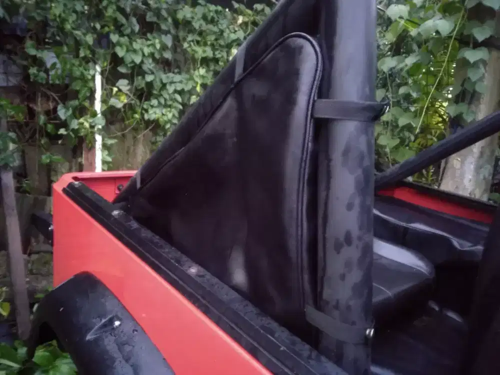 Jeep Cj 7 Bag Toolkit Rollbar