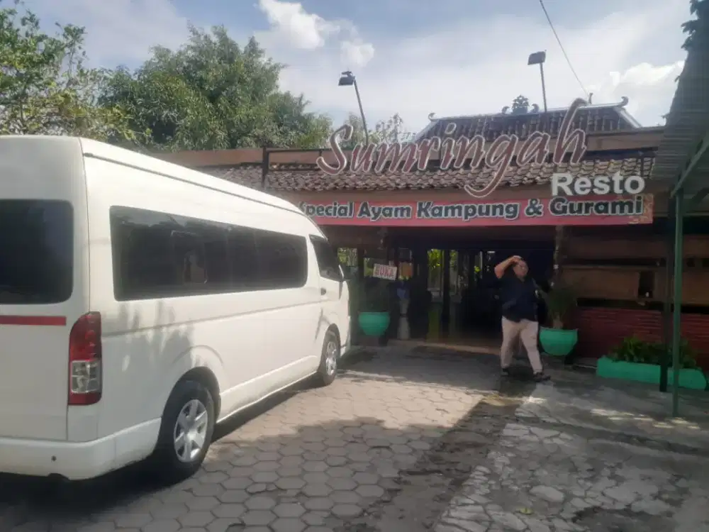 Sewa mobil hiace elf long